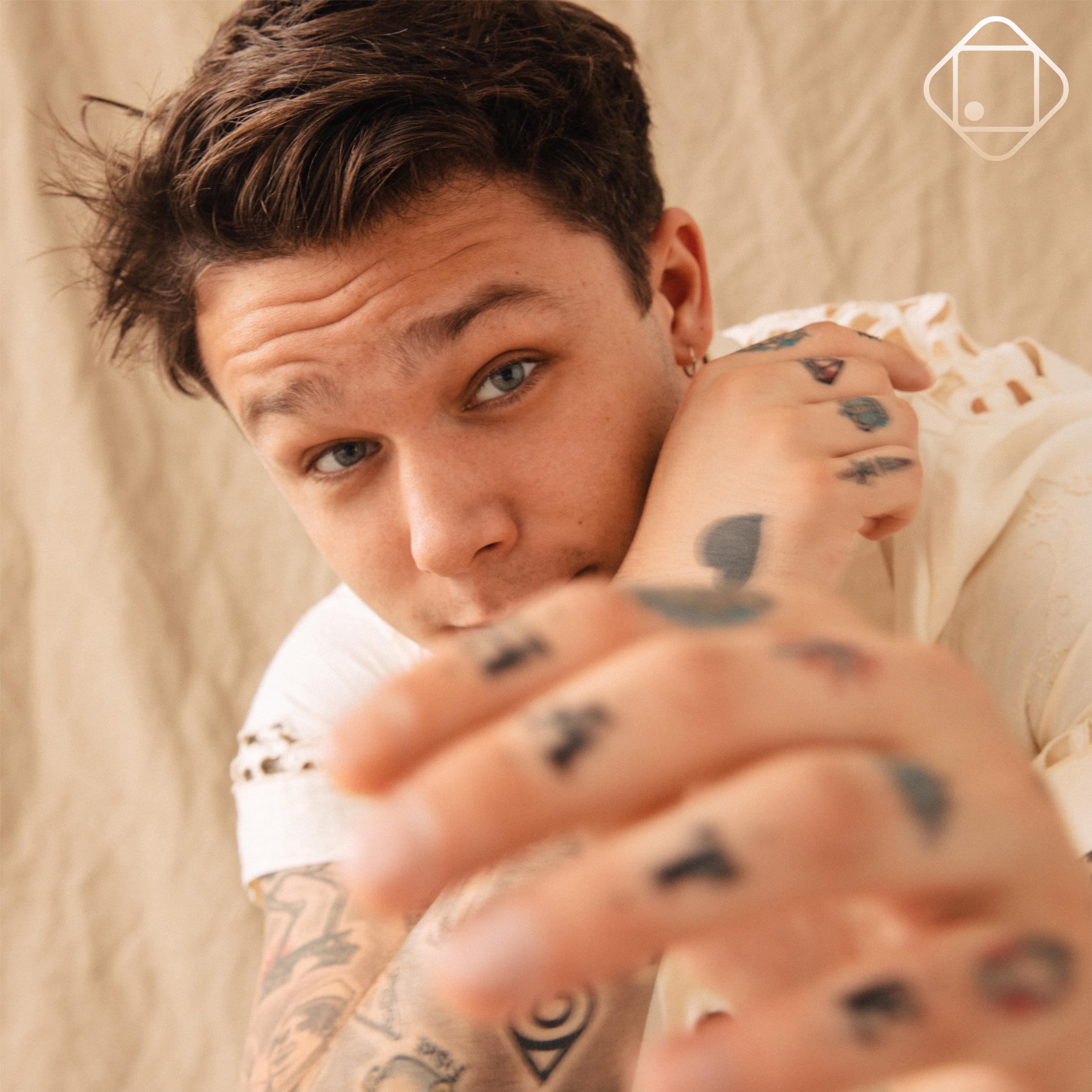 song-img