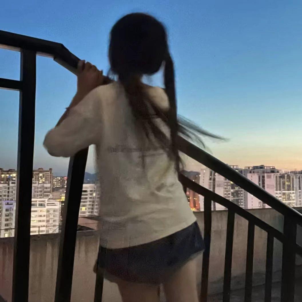 夏天的风封面