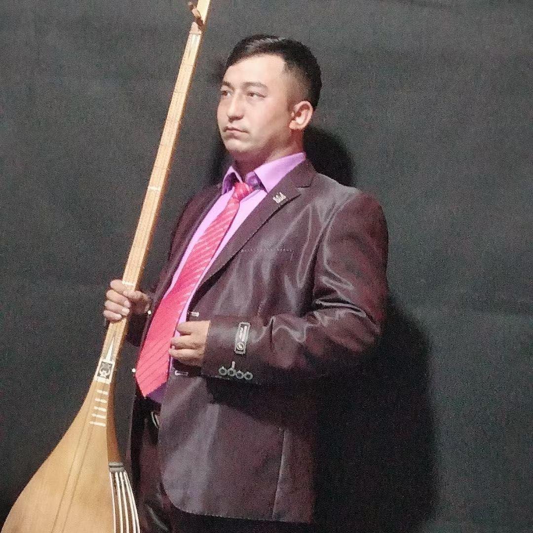 Abdiwaki-Turdiahmat墨玉县的一名歌手