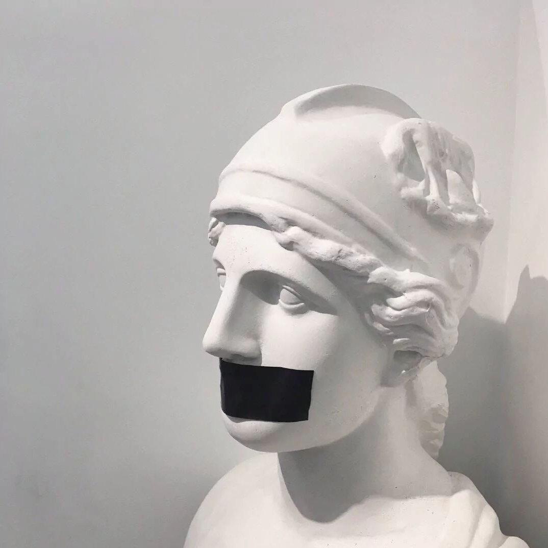 Q⃓u⃓e⃓e⃓n⃓n⃓Y⃓u⃓z⃓1⃓o⃓n⃓