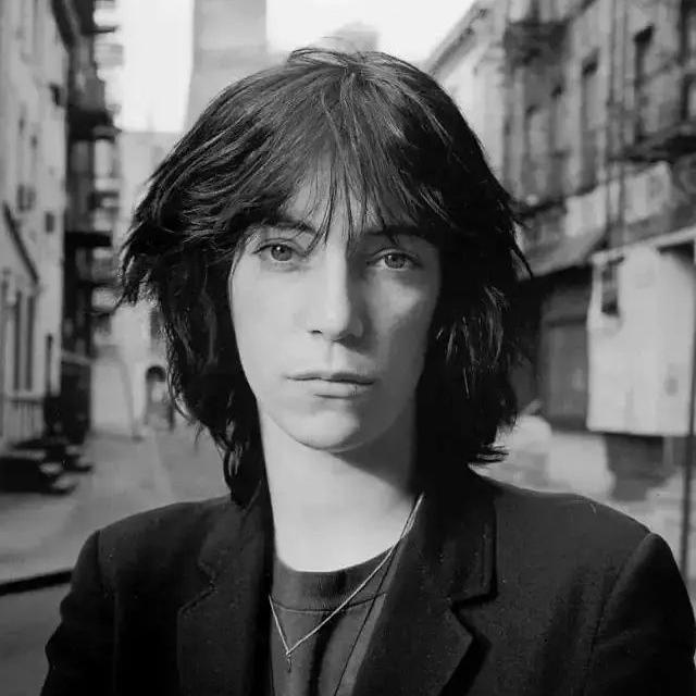 朋克教母Patti Smith 诗与摇滚的传奇人生