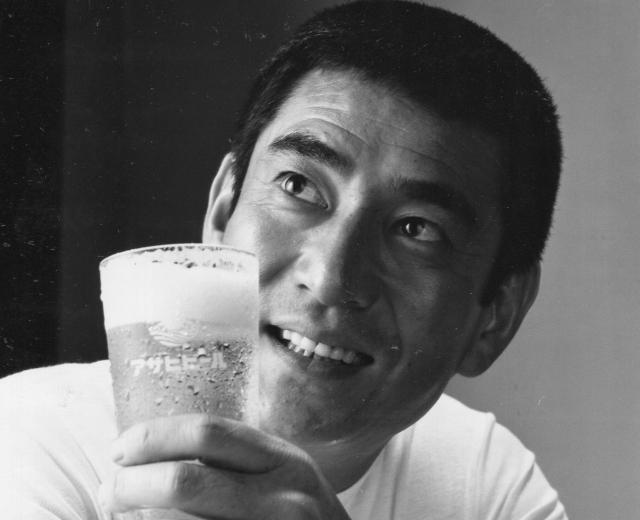 高倉健