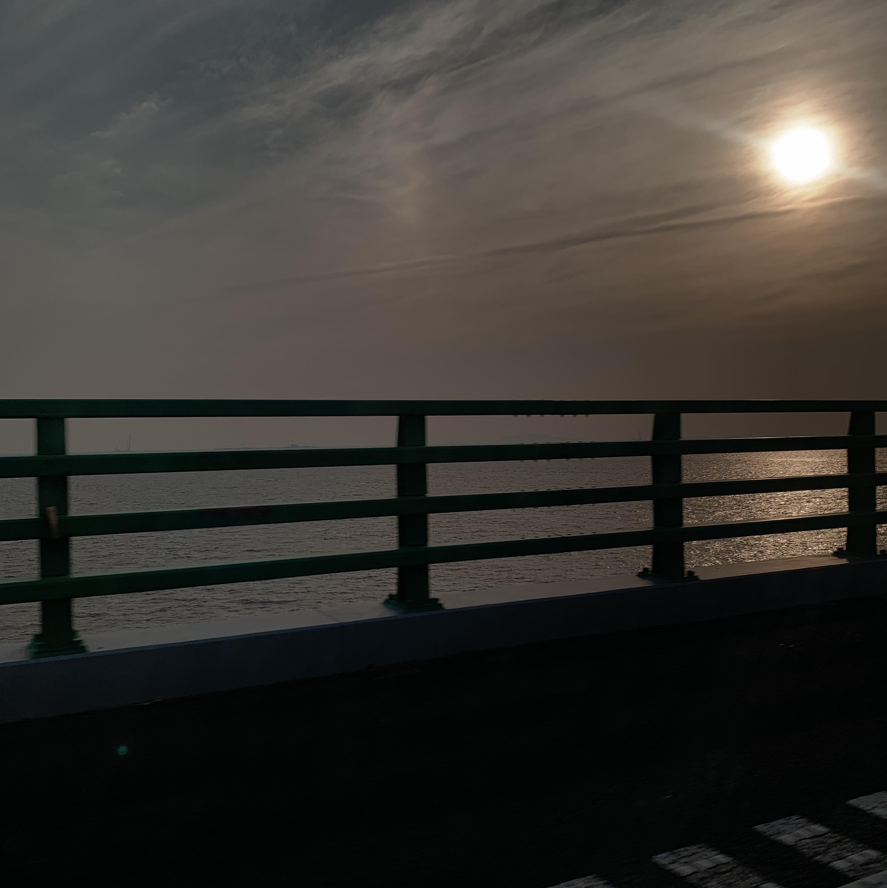 靶心挂在嘴角&总比好过没有感情