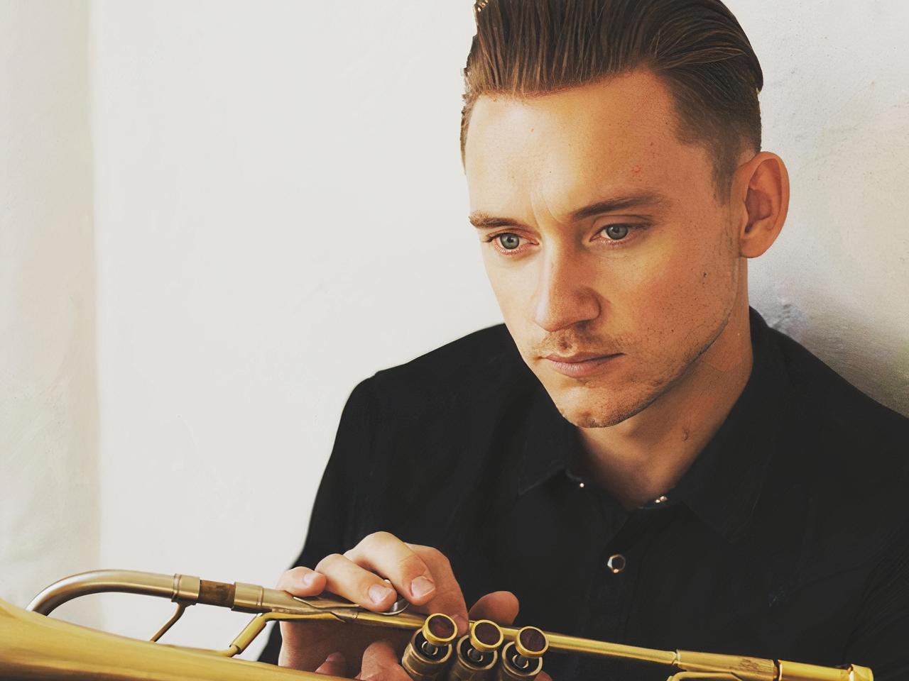 Ilya Serov 歌手 网易云音乐