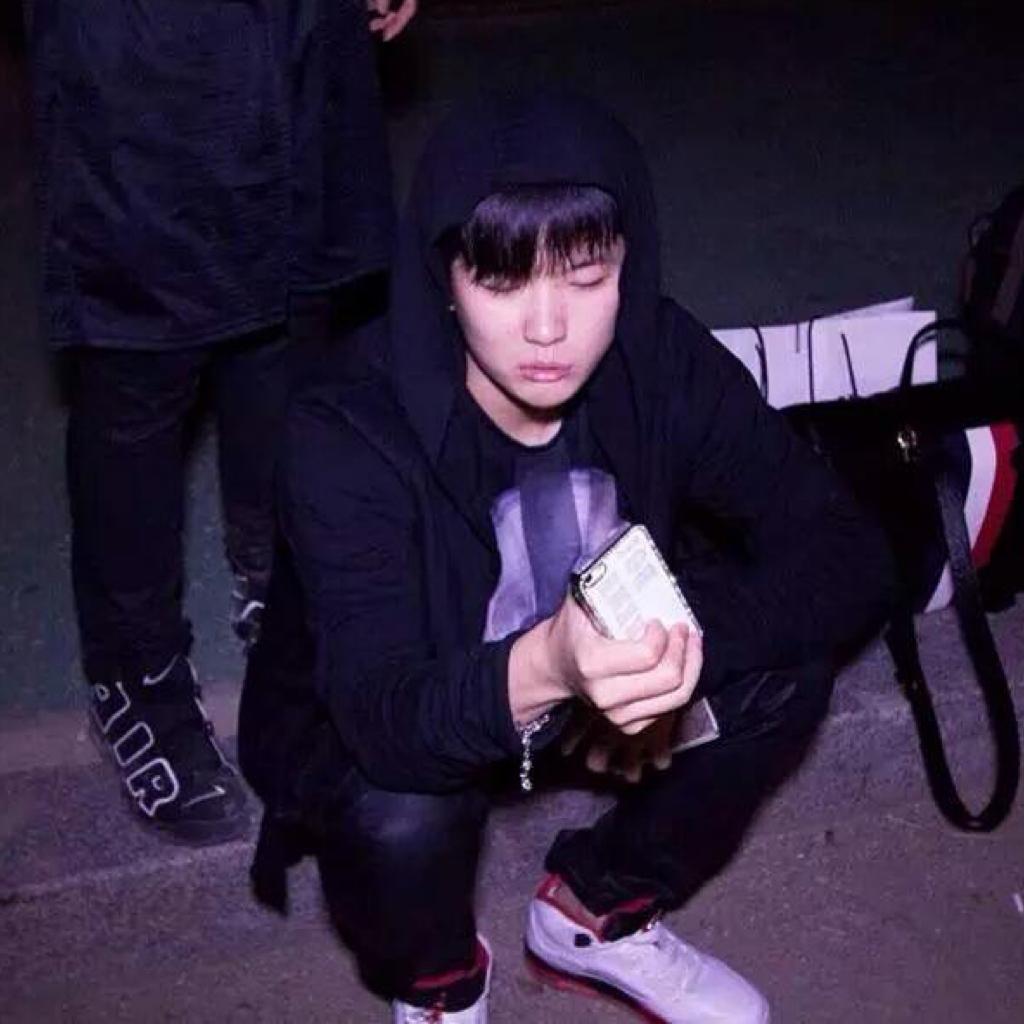 Supreme Boi | 取向狙击的大黑制作人