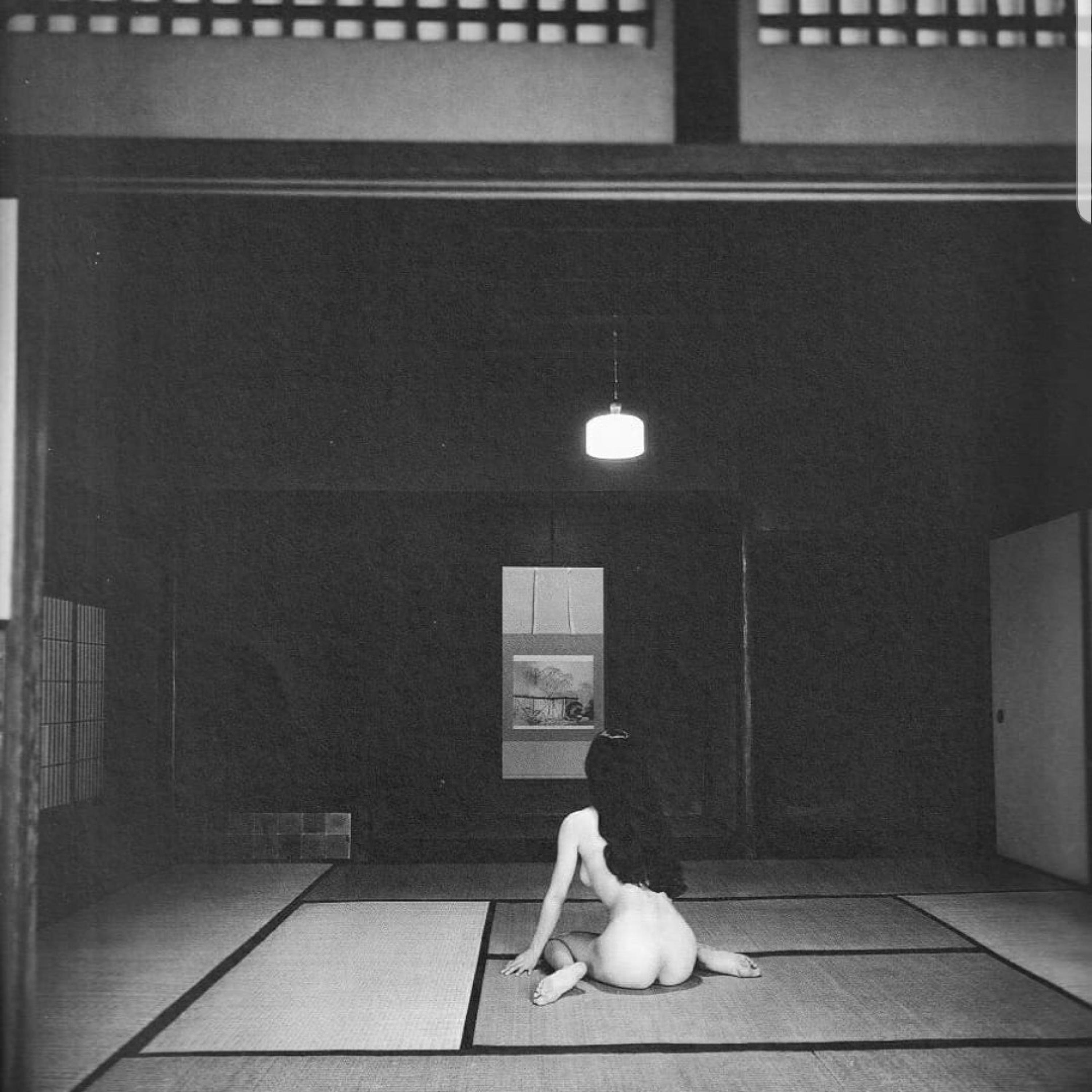 CAN'T SLEEP WHEN UR NOT HOME