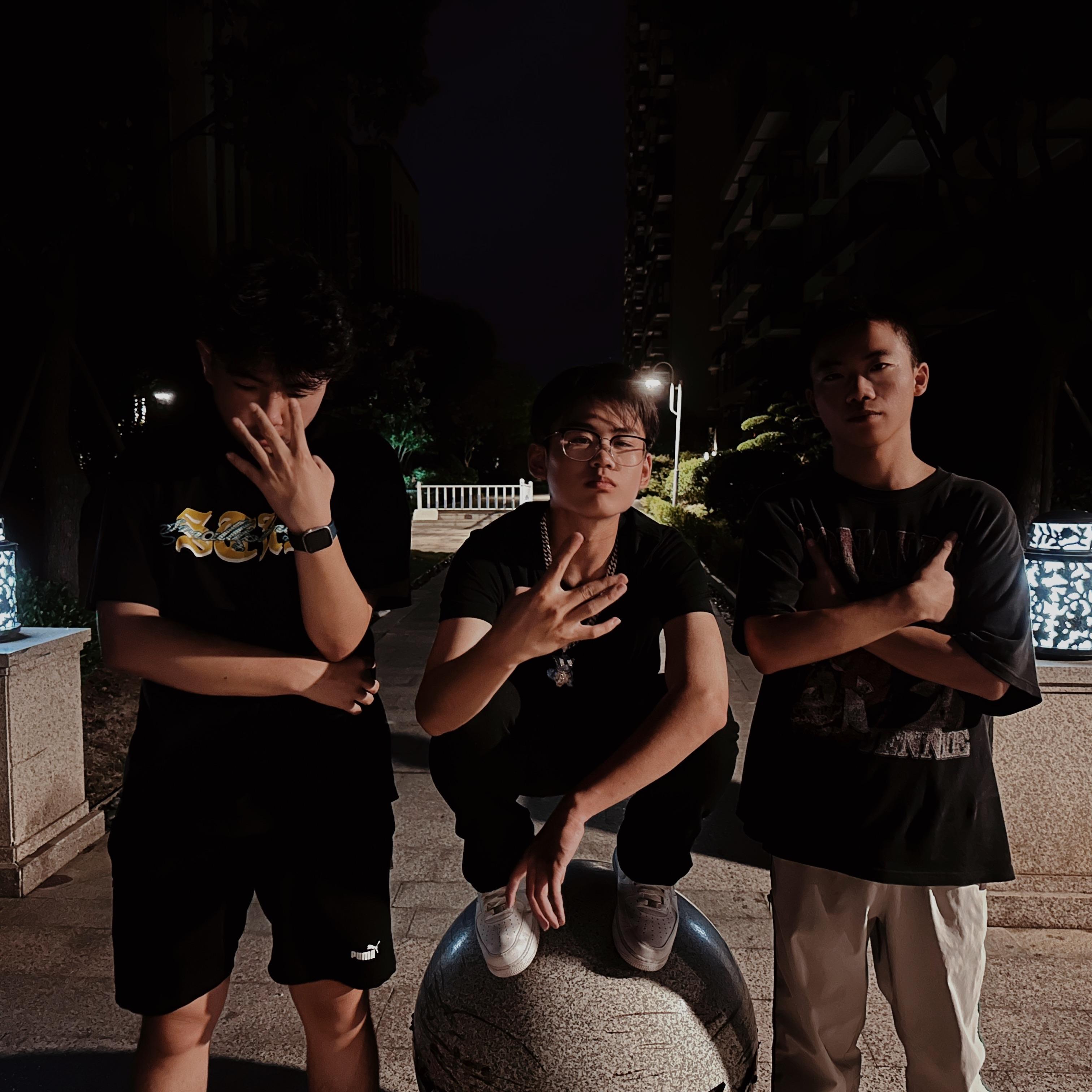 百变马丁封面