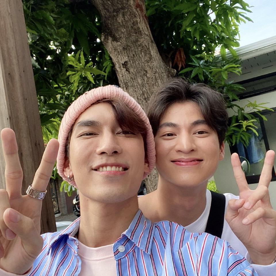 วาฬเกยตื้น（搁浅的鲸鱼Cover：GulfKanawut）（翻自 GUNGUN）