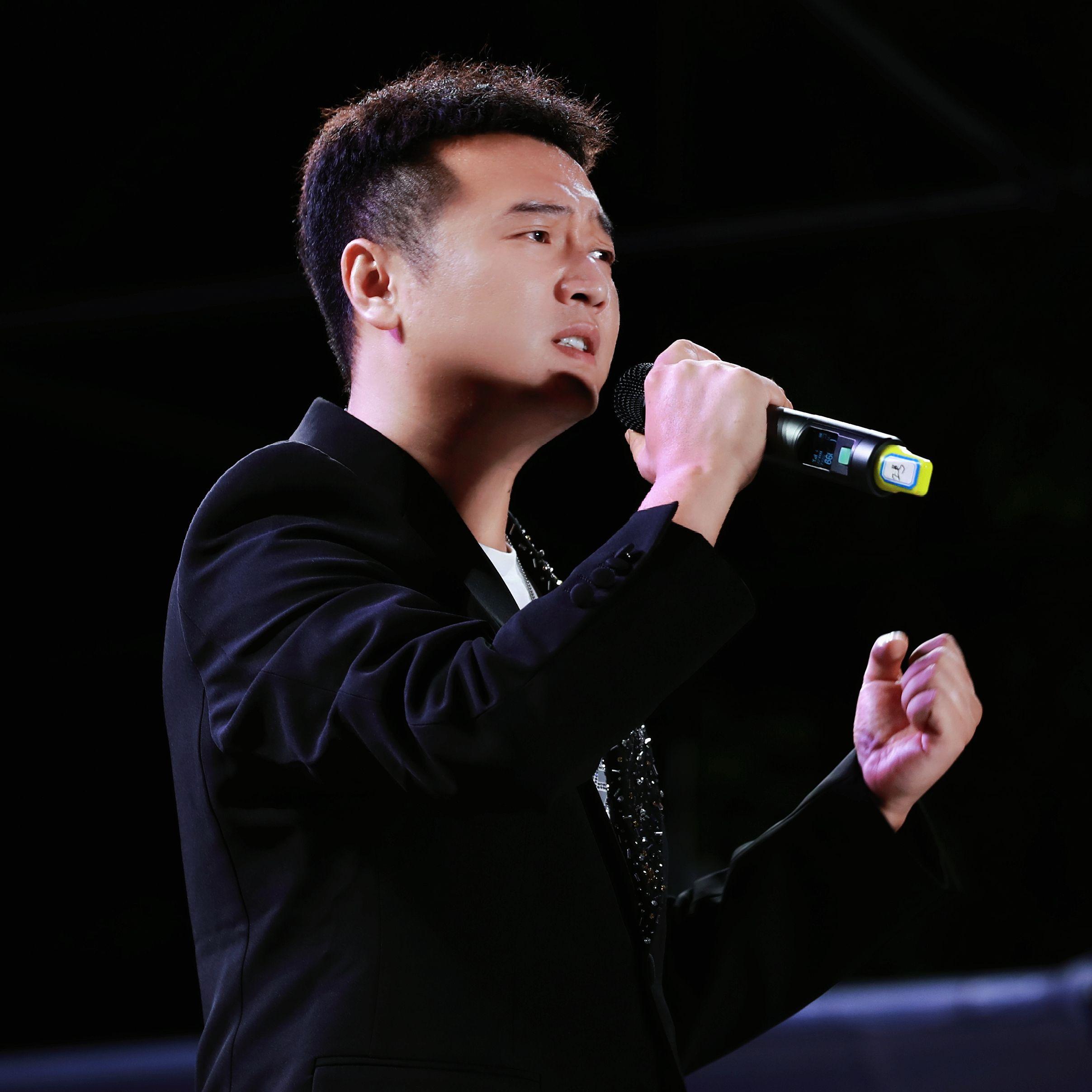 咸阳阿东-尽孝要趁早封面