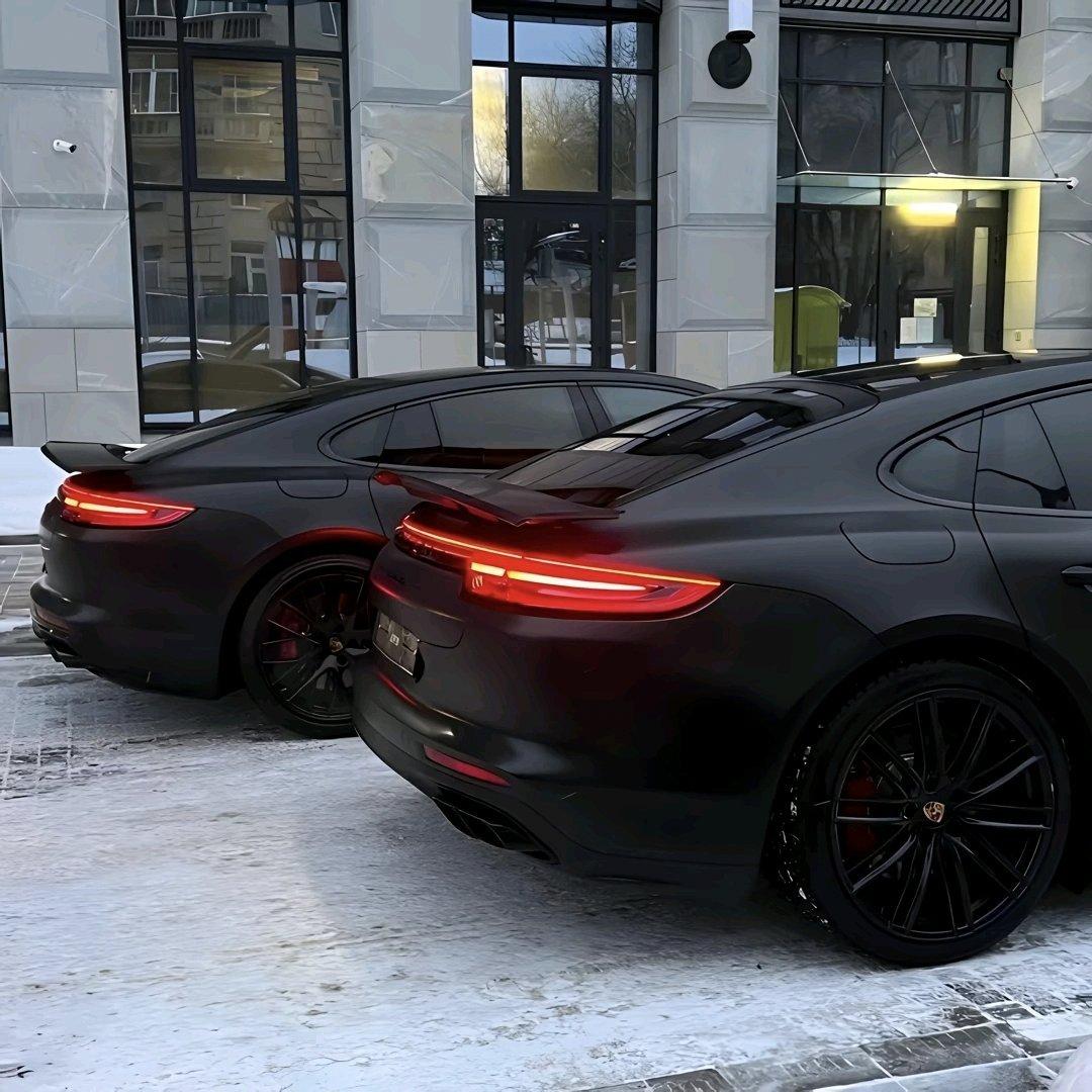 Flower of Saint Laurent