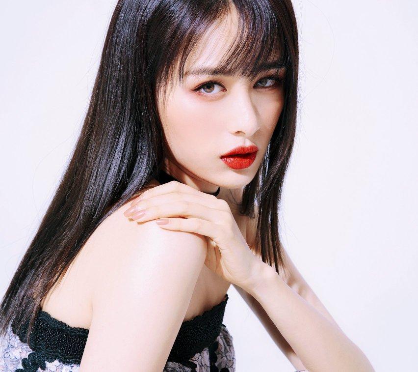 胡龄萌