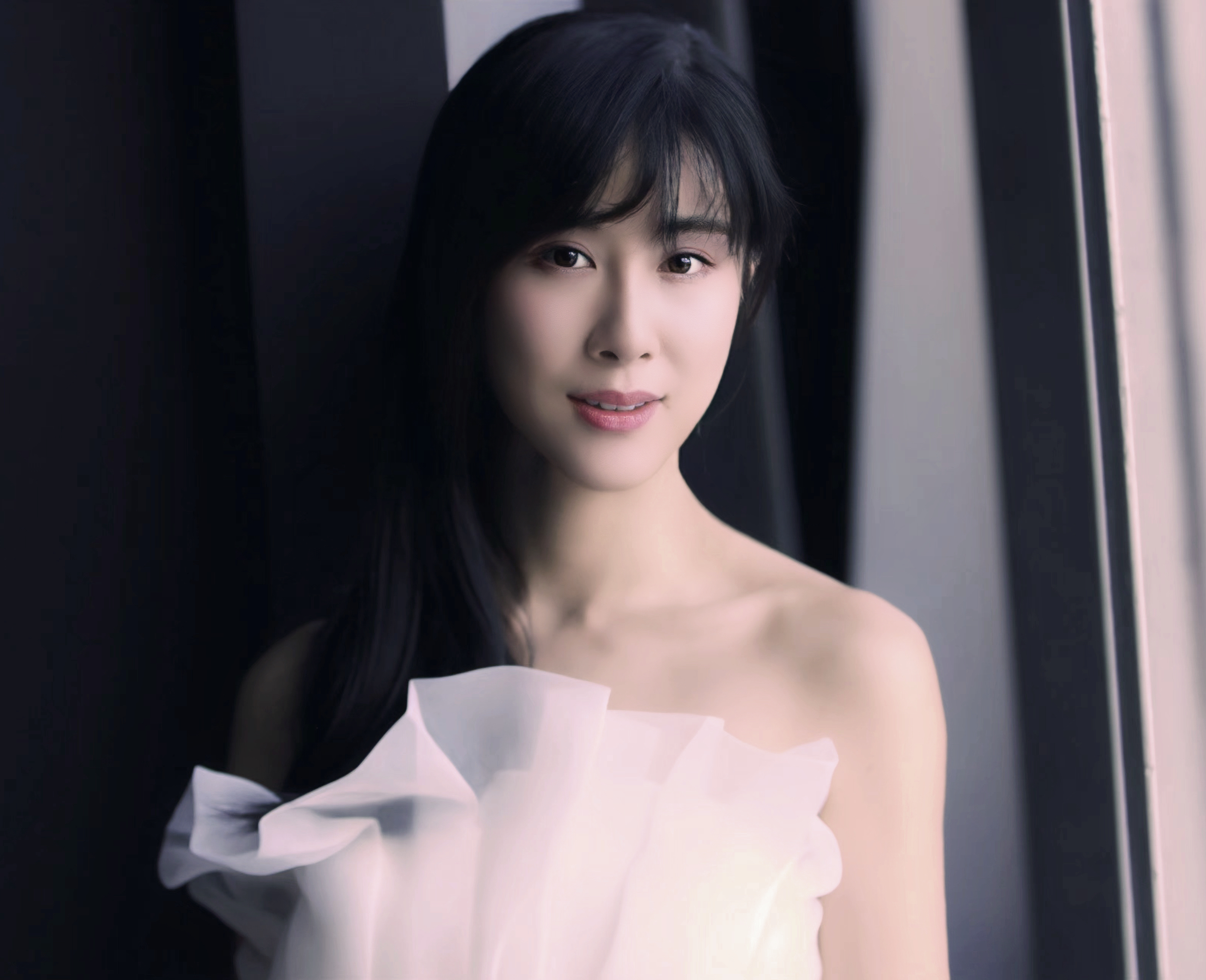 张力尹