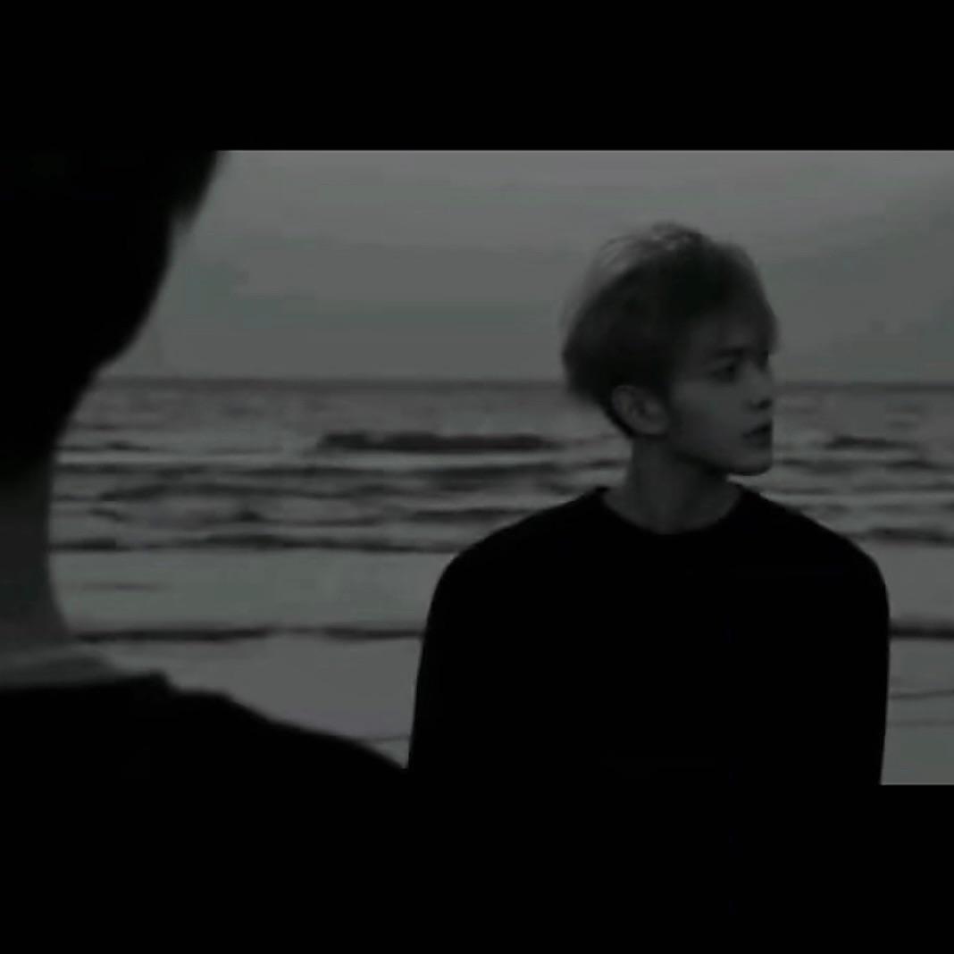 wazkiqalmay man （原：有些爱情放不下）