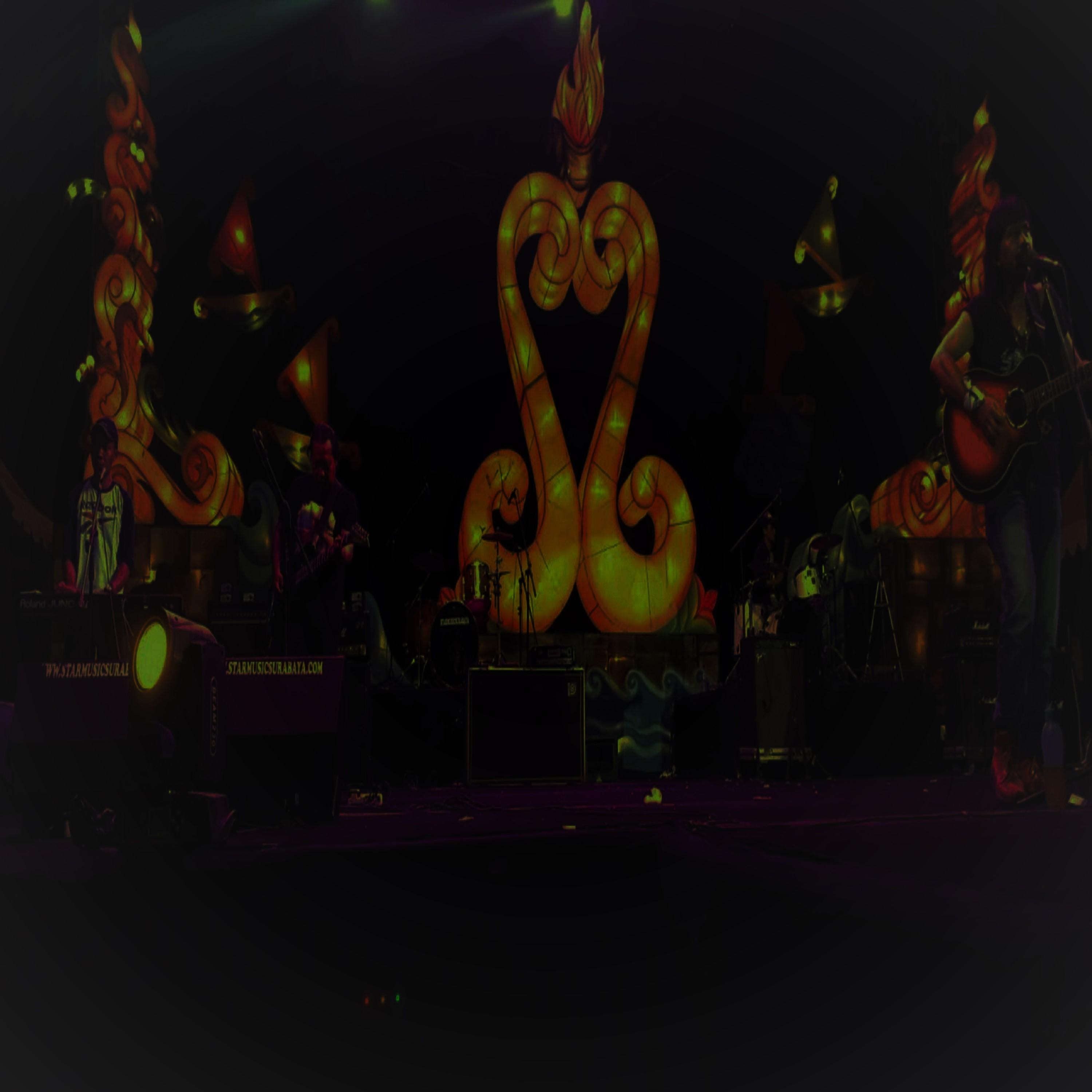 Perjalanan Waktu (Live)