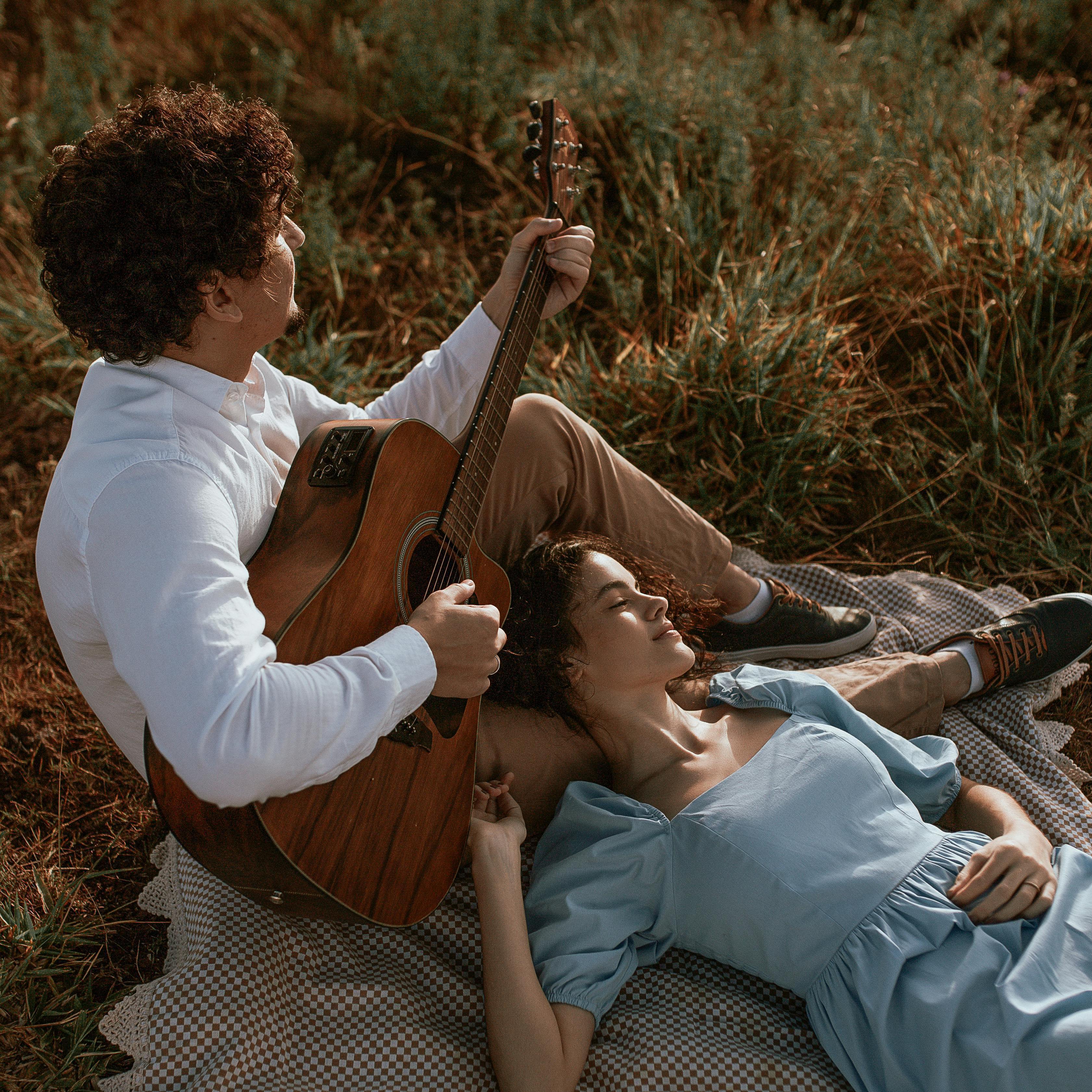 热歌速递|耳朵里的浪漫世界