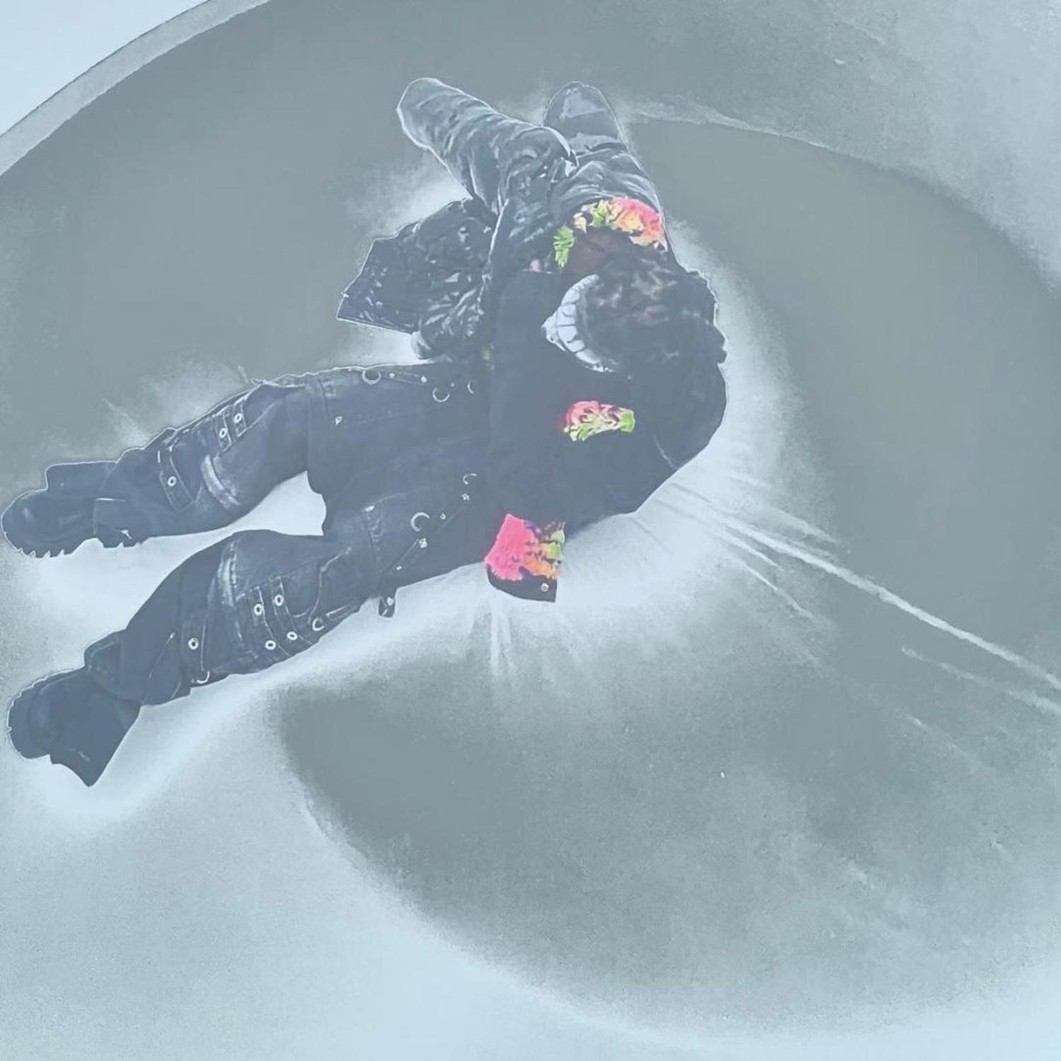 Alien/Space-X (Interlude)