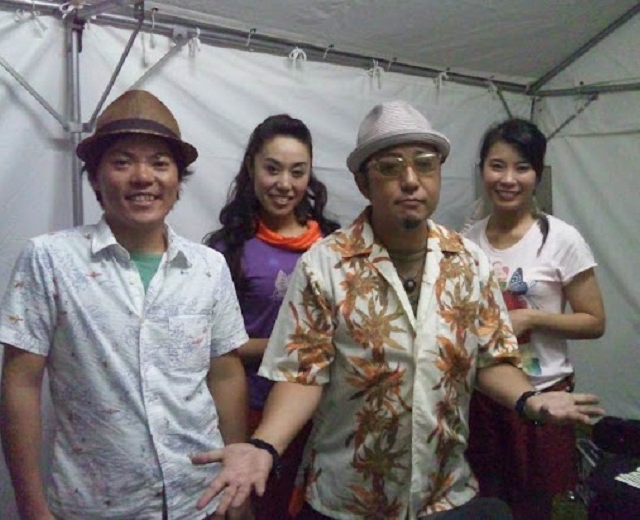 DJ SASA with THE ISLANDERS