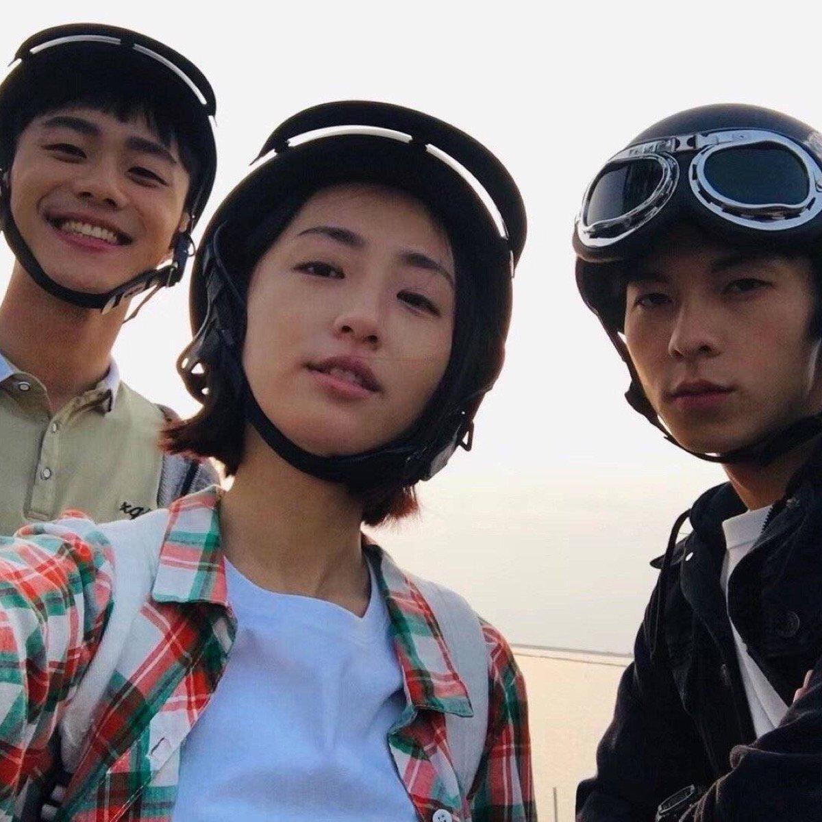 相遇似久别重逢，过去未来都想见你