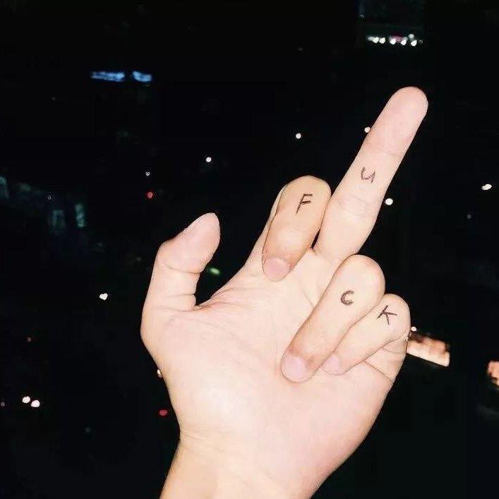 黑暗中的光明-西奥(Sio)