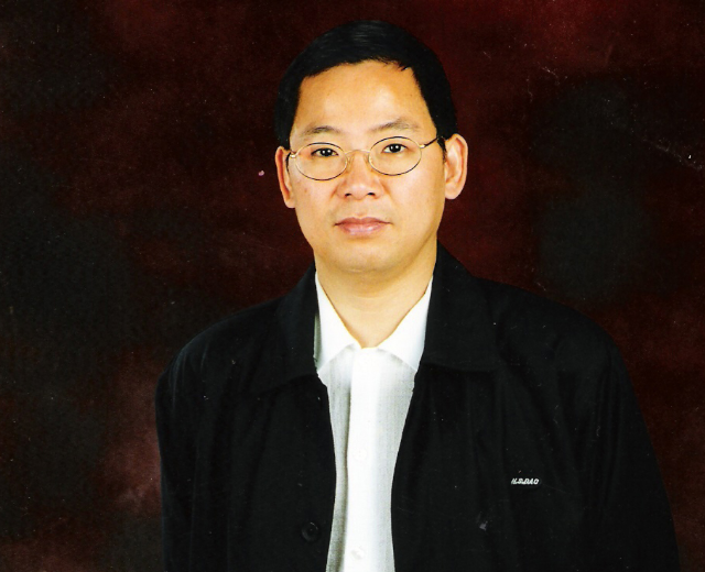张明敏