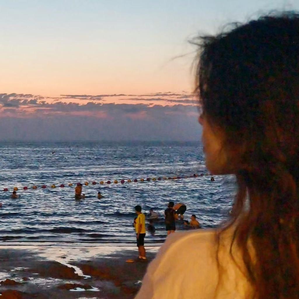 见萱萱的路上听的