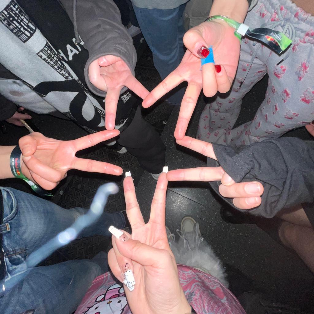 小绷带耍帅会听的歌