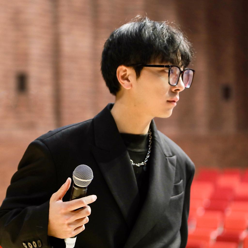 NicholaSlix刘艺鑫