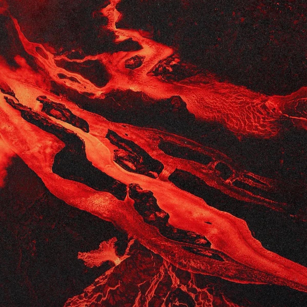 烈焰封面