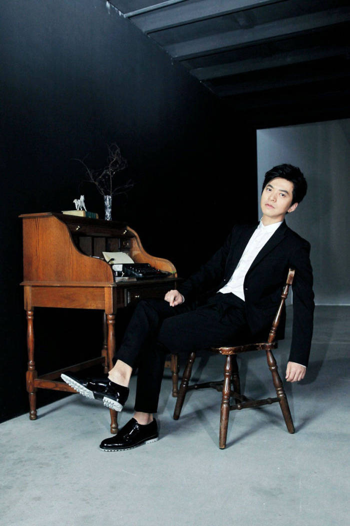 元音乐乐谈 | 佛系歌手李健:《水流众生》转山转