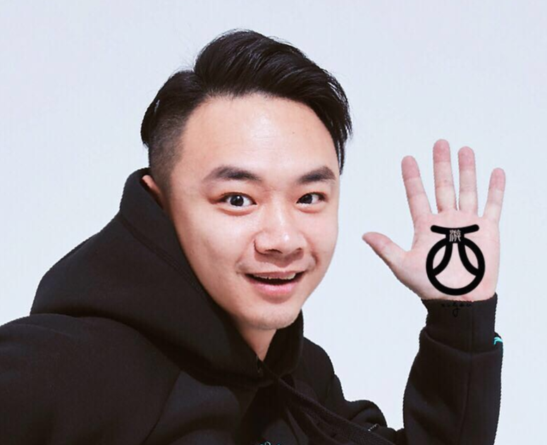 周飞