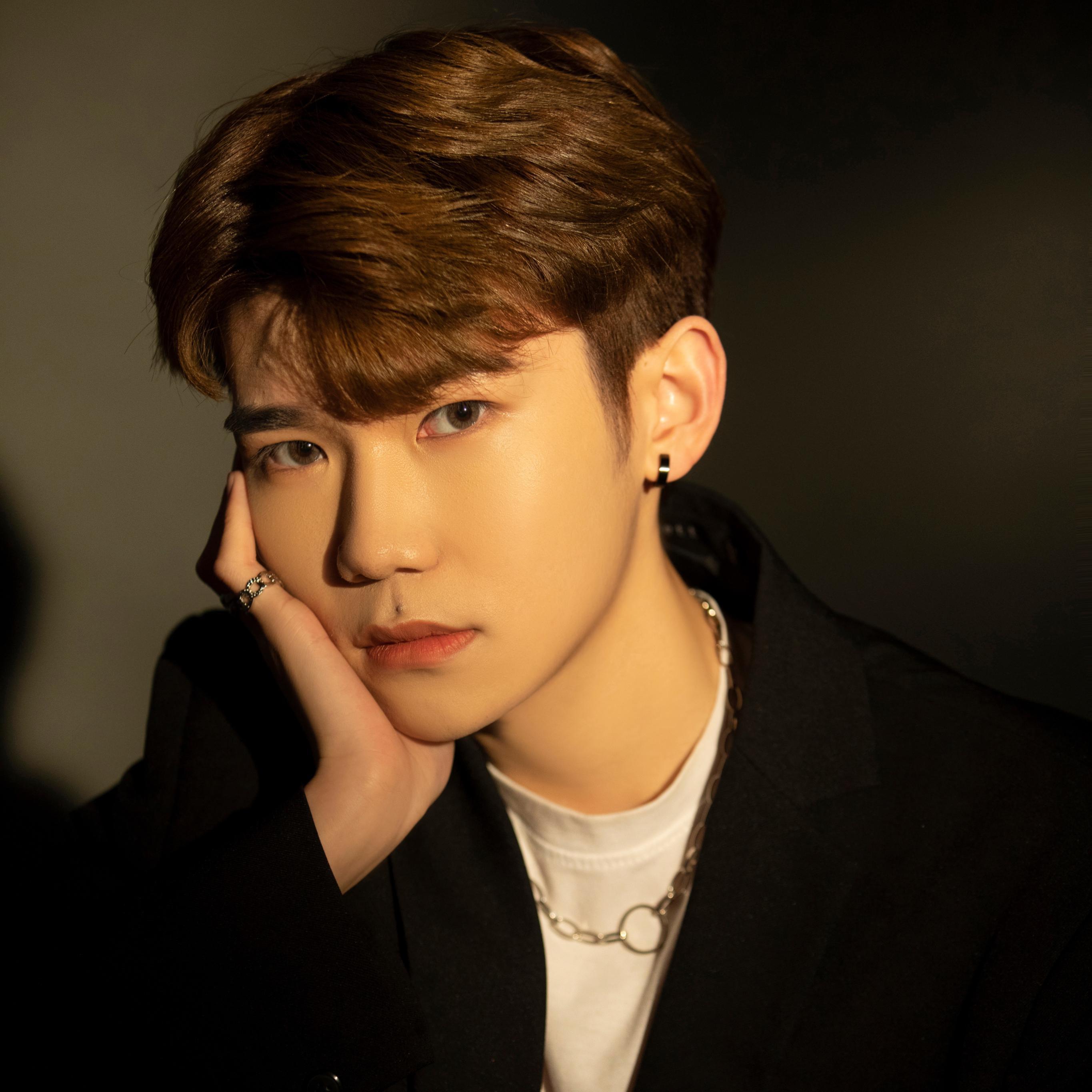 刻在我心底的名字歌手:万宇豪发行时间:2021-03-26播放收藏分享下载评论专