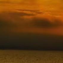 将要触碰时消散