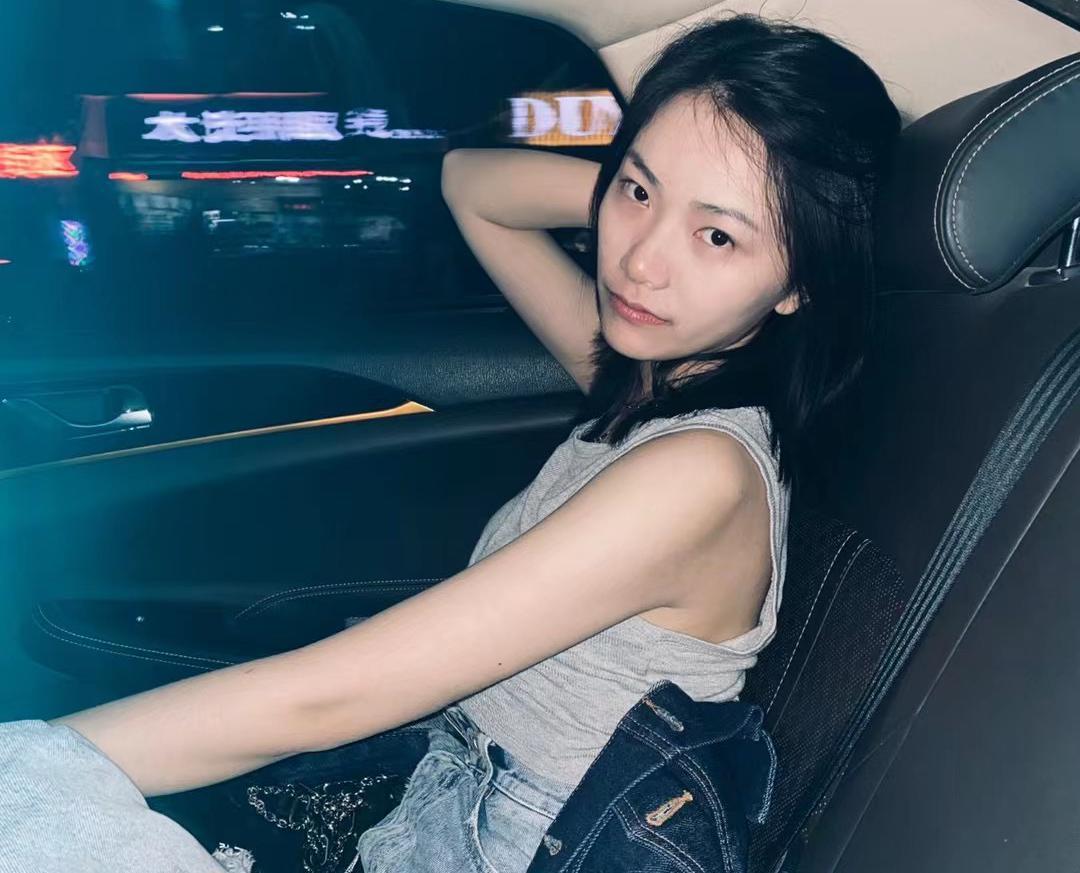 R.Fia任菲菲