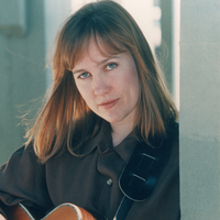 Iris DeMent