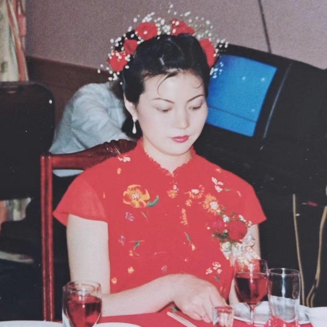 妈妈的娜鲁娃(感恩惊喜版)封面
