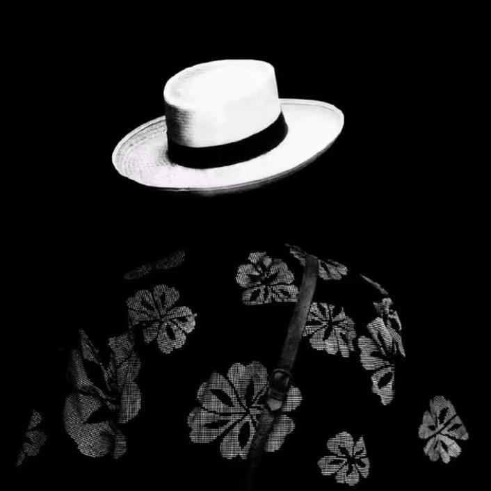 Dont Be Shy Girl Go Bananza