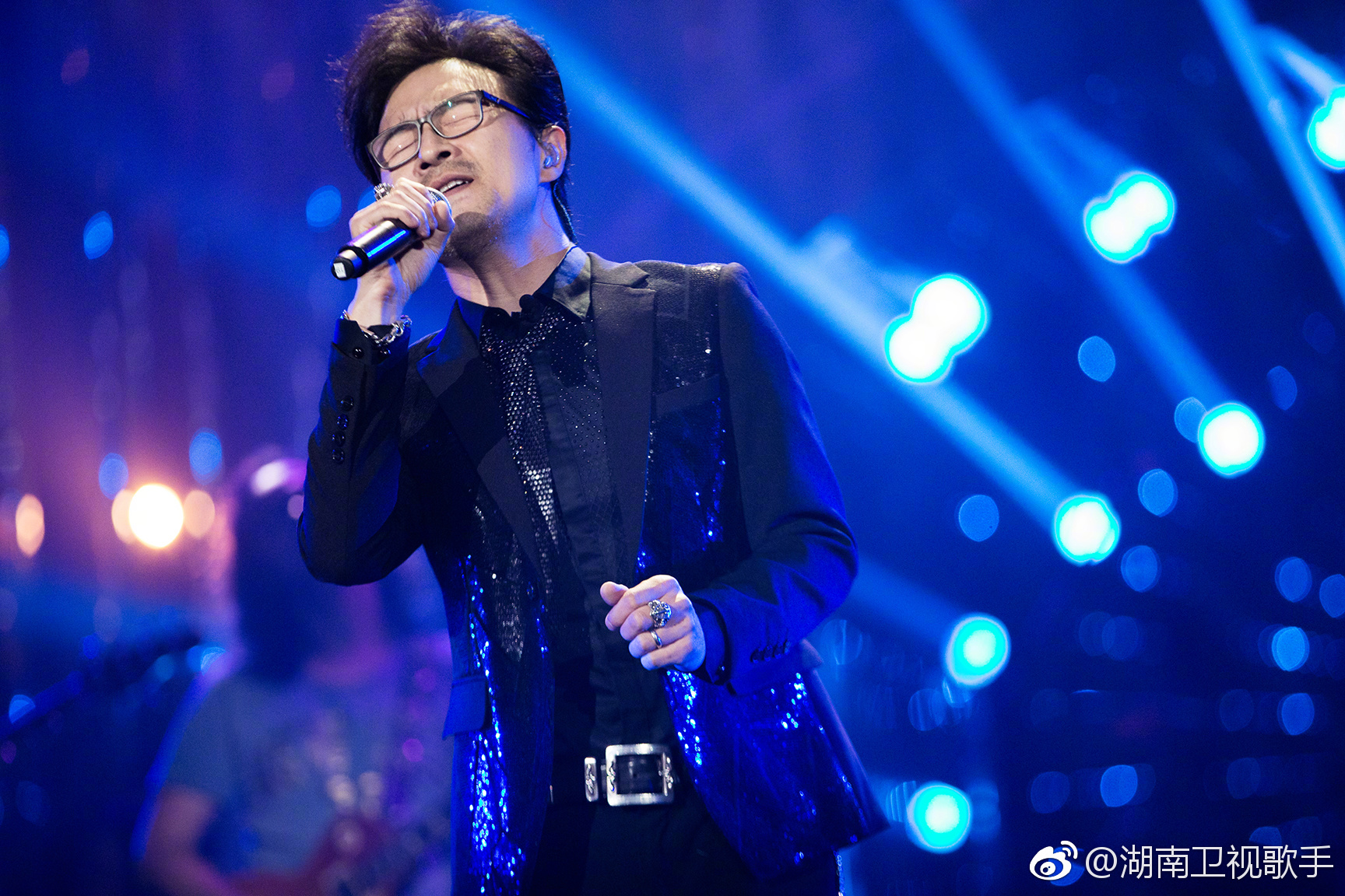 《歌手》有感:无数误读和娱乐消费都改变不了汪峰的高贵音乐品质