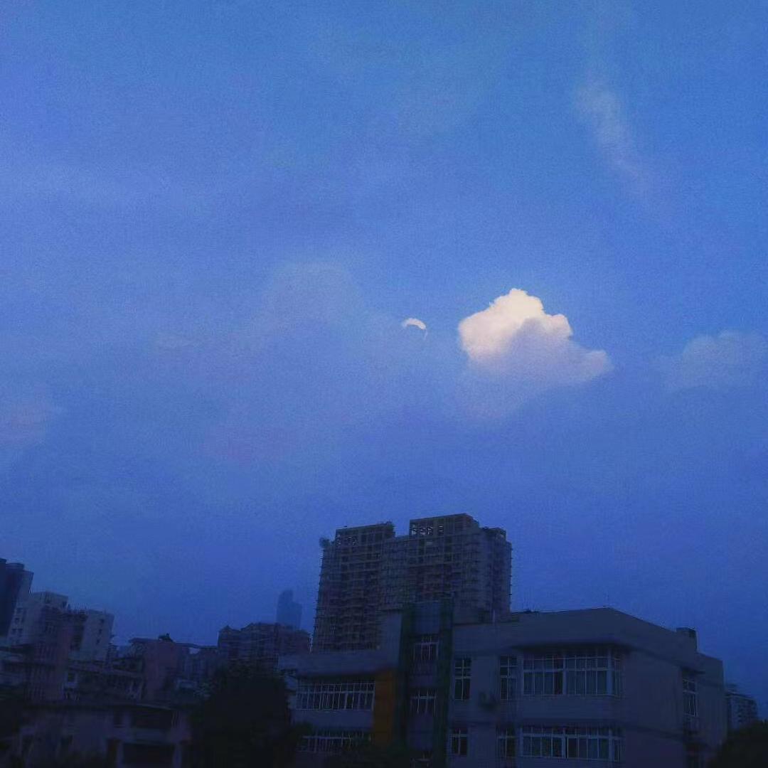 追寻年少的光封面