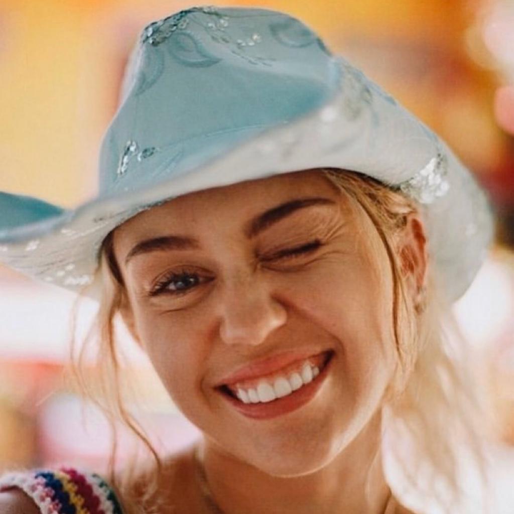 『Miley Cyrus/麦莉赛勒斯 全收录』