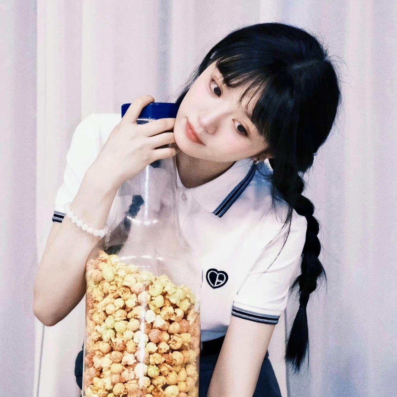 我是温娜娜的朴芦苇