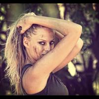 Nora En Pure