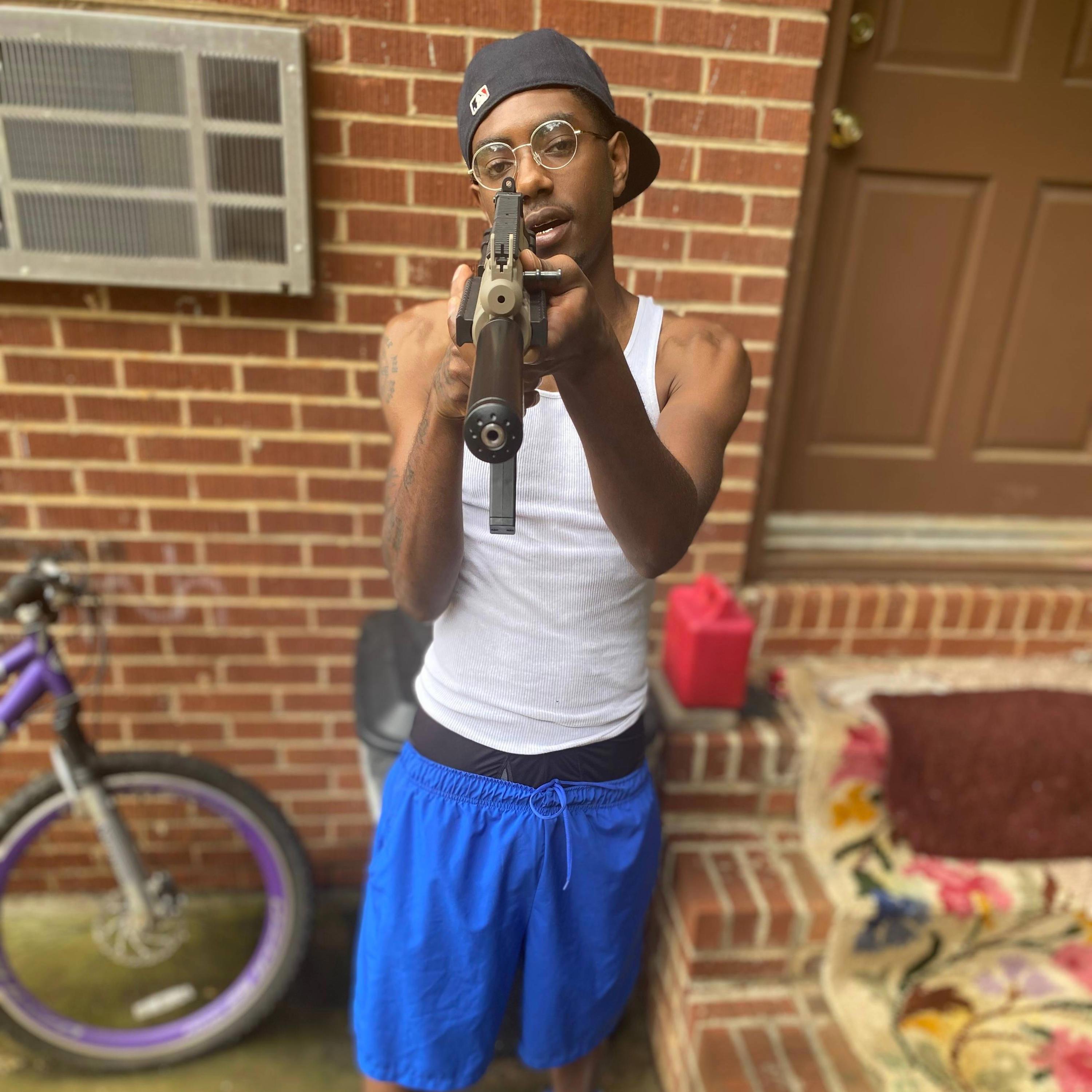 Reacting (feat. Swankjah)