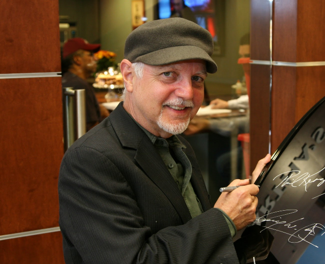 Phil Keaggy