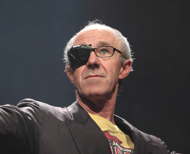 Raymond Van Het Groenewoud
