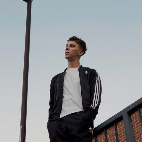 英国电音制作人SG Lewis