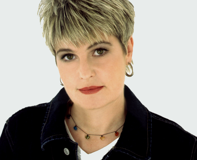 Hazell Dean