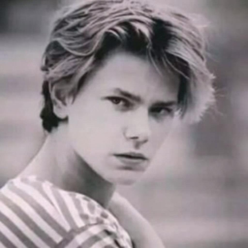 Aleka’s Attic (River Phoenix)