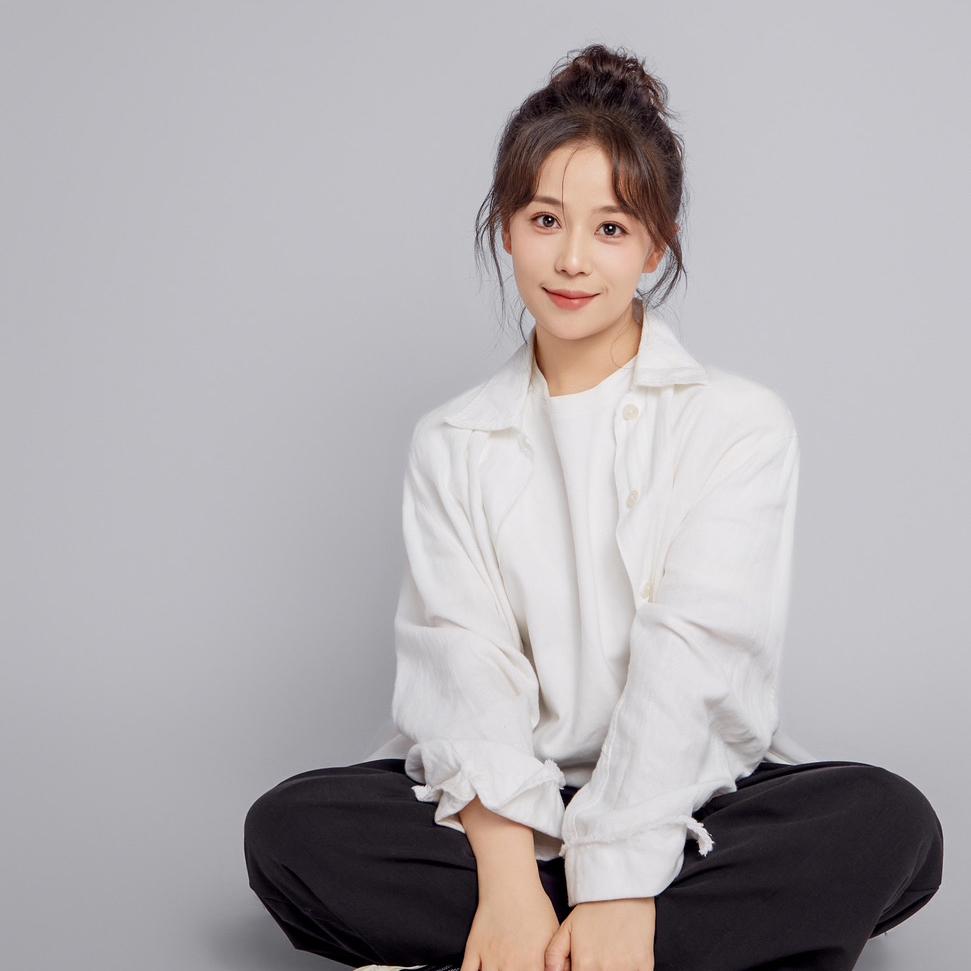 敕勒歌（翻自 谭维维）