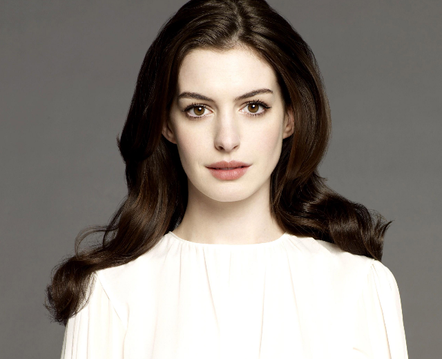 Anne Hathaway