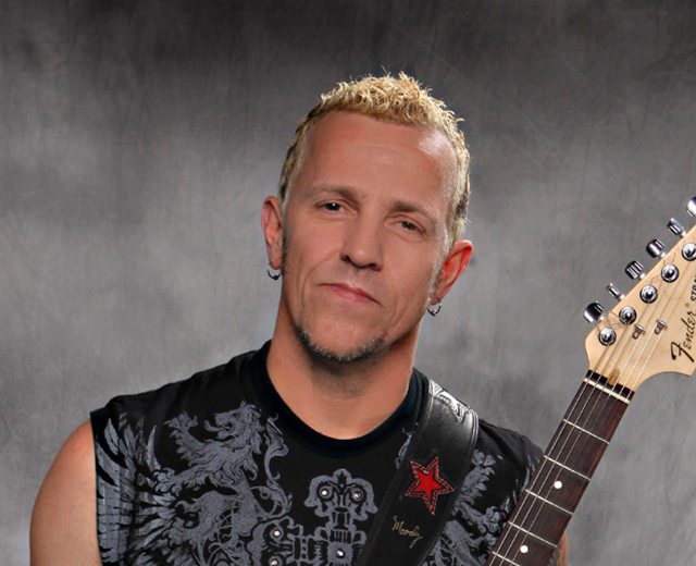 Gary Hoey